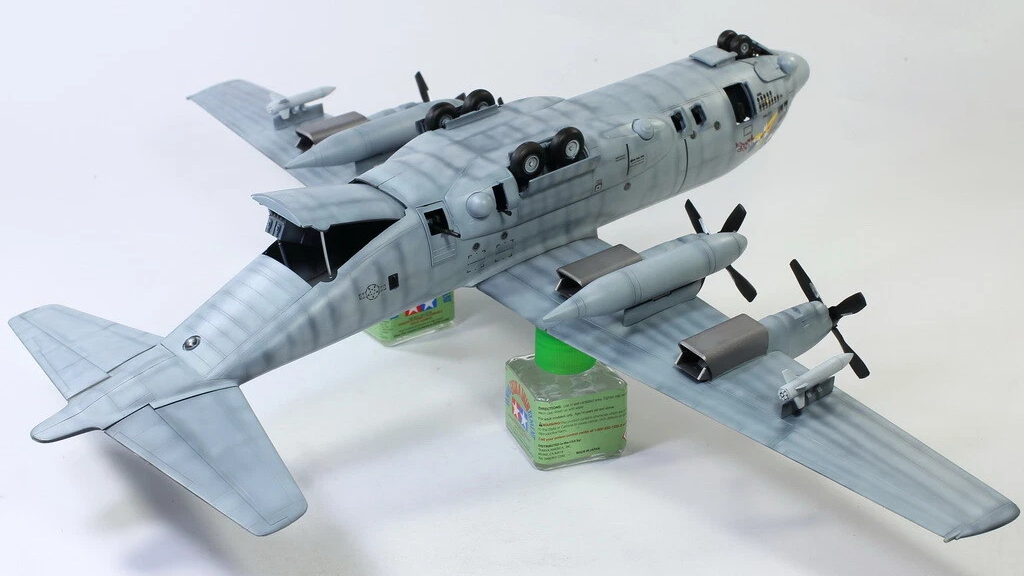 1/72 AC-130H Professional Model